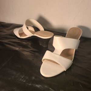 George Brand White Straps Block Heel Slide Sandals Women's Size 8.5